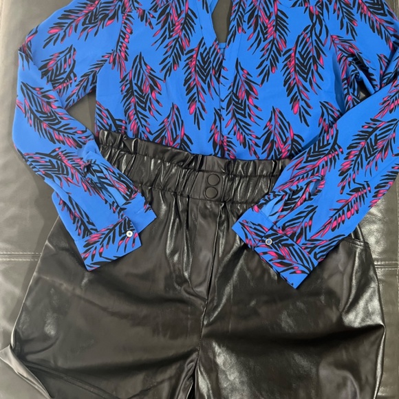 Black pleather short set - Picture 2 of 4